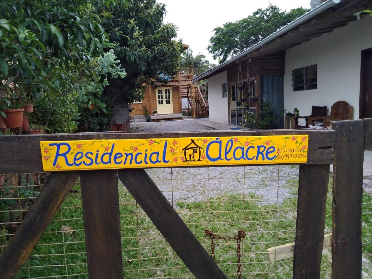 Casa de Férias Residencial Alacre Casa E Aluguel Ferrugem Sc